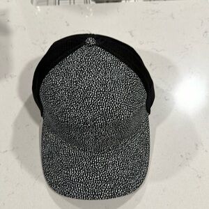 lululemon Women’s SnapBack Hat